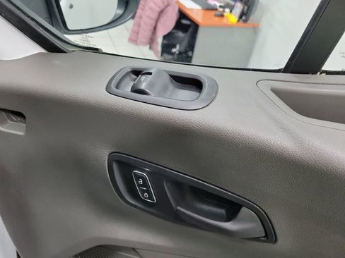 Used 2024 Ford Transit 250 Low Roof w/ Exterior Upgrade Package image 31