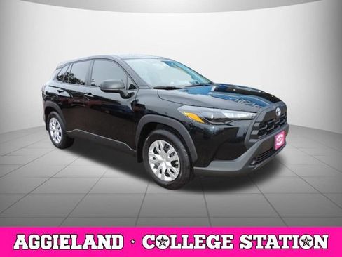 Used 2026 Toyota Corolla Cross L FWD image 3