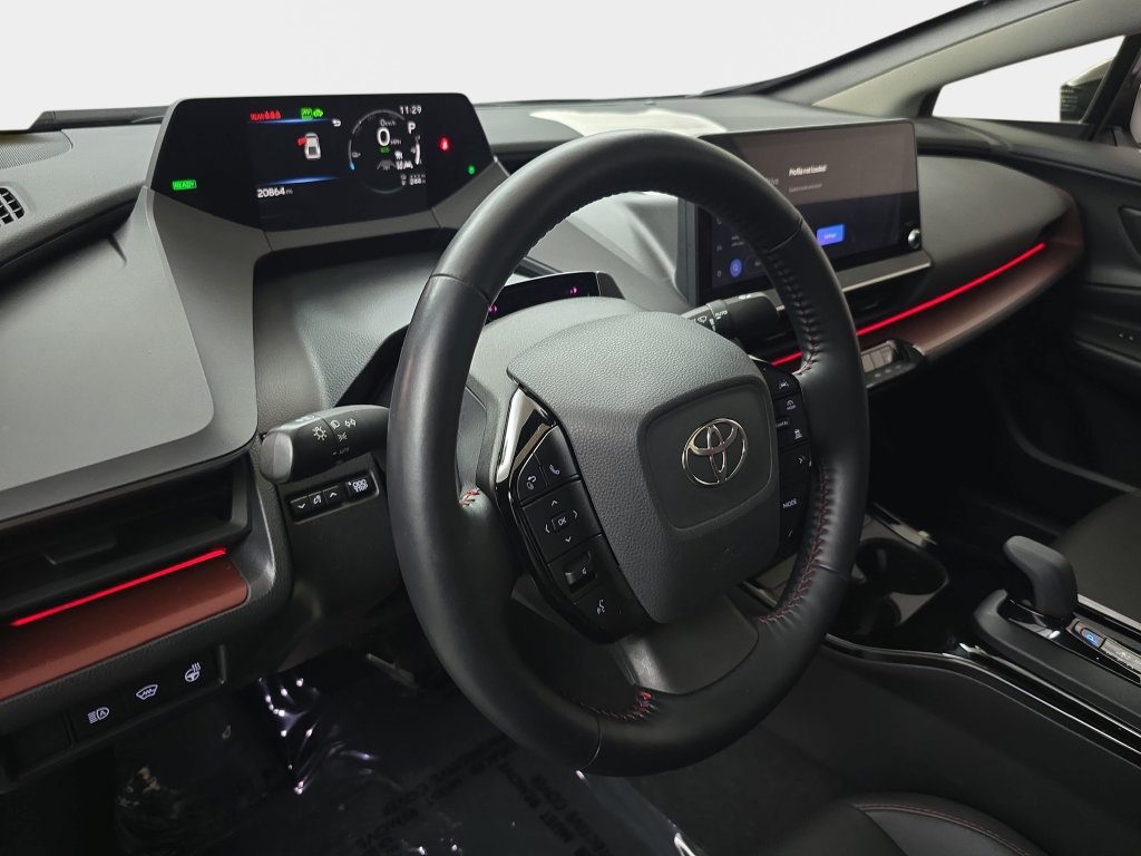 Used 2023 Toyota Prius Prime FWD image 18