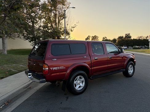 Used 2002 Toyota Tacoma PreRunner RWD image 4