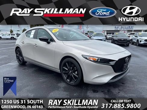 Used 2024 MAZDA MAZDA3 s FWD image 1