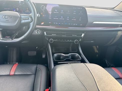 Used 2024 Chevrolet Traverse RS w/ LPO, Floor Liner Package FWD image 20