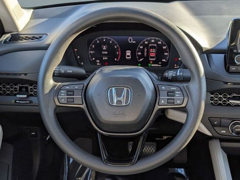 New 2025 Honda Accord SE image 17