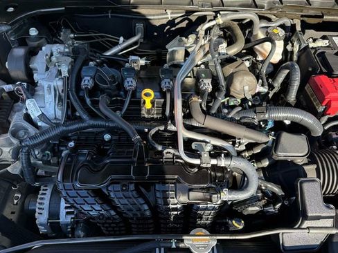 Used 2023 Nissan Altima 2.5 SV image 22