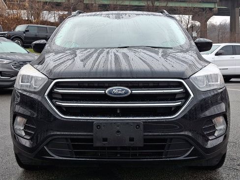 Used 2019 Ford Escape SE image 3