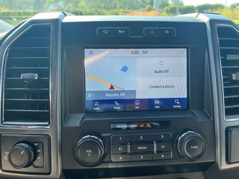 Used 2019 Ford F150 XLT w/ Equipment Group 302A Luxury AWD/4WD image 16