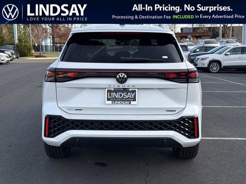 New 2026 Volkswagen Tiguan SEL R-Line AWD/4WD image 4