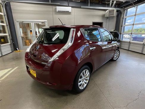 Used 2016 Nissan Leaf S w/ Charger Package FWD image 5