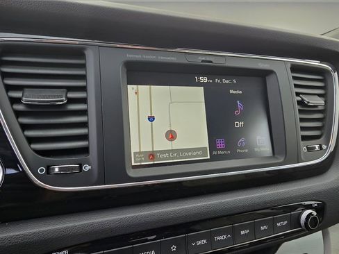 Used 2020 Kia Sedona SX image 22