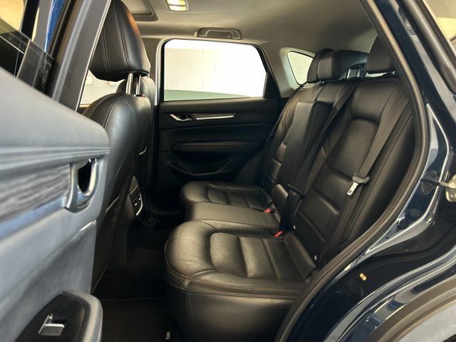 Used 2017 MAZDA CX-5 Grand Touring w/ Premium Package FWD image 17