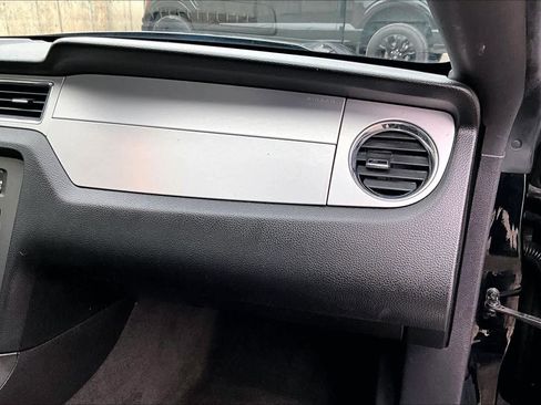 Used 2012 Ford Mustang Premium w/ V6 Performance Pkg image 17