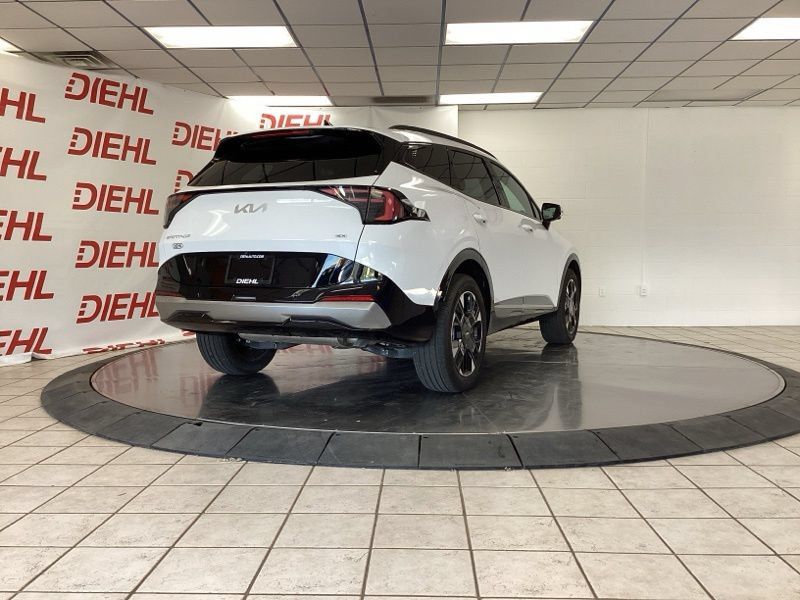 Certified 2026 Kia Sportage SX AWD/4WD image 7