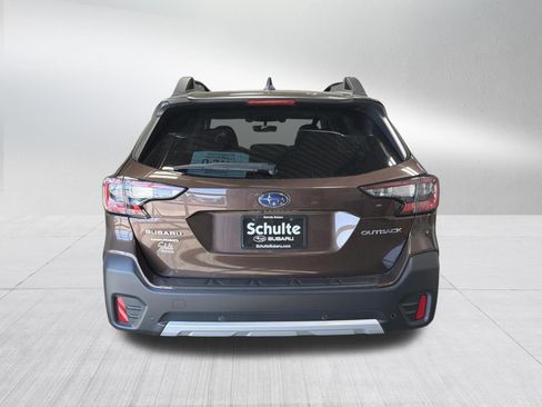 Used 2022 Subaru Outback Limited AWD/4WD image 6