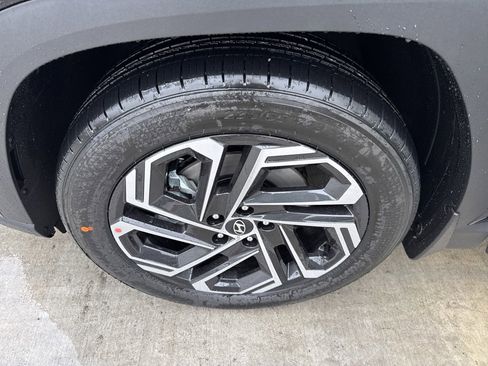 New 2026 Hyundai Tucson Limited image 21