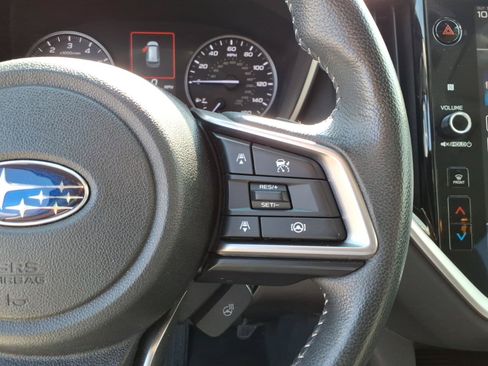 Used 2023 Subaru Ascent Limited w/ Technology Package AWD/4WD image 11