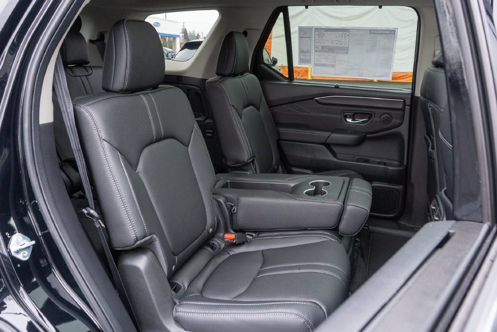 New 2026 Honda Pilot Touring image 16