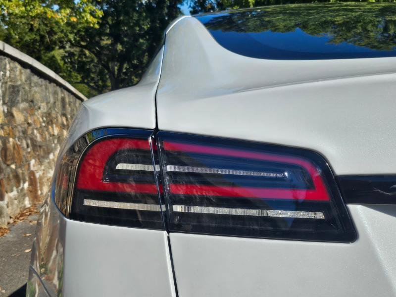 Used 2023 Tesla Model S AWD/4WD image 28