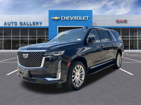 Certified 2021 Cadillac Escalade ESV Premium Luxury AWD/4WD image 1