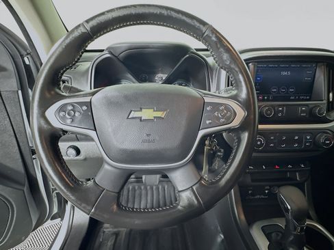 Used 2022 Chevrolet Colorado LT w/ Fleet Safety Package image 15