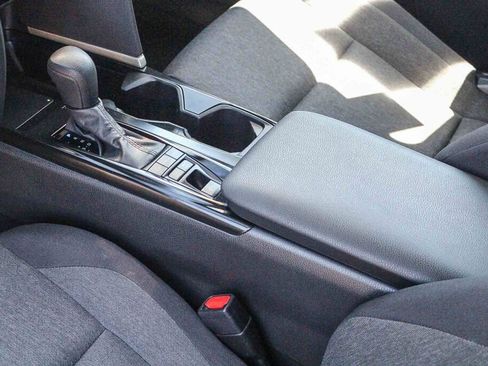 Used 2025 Toyota Camry LE FWD image 10