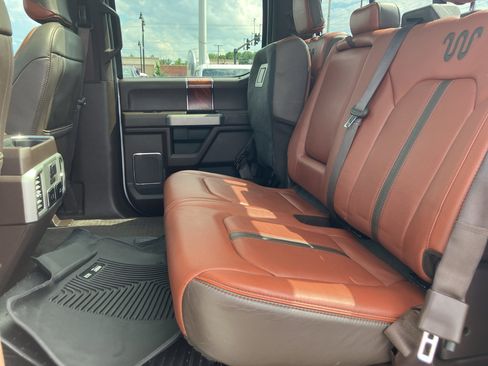 Used 2018 Ford F150 King Ranch w/ Equipment Group 601A Luxury AWD/4WD image 35