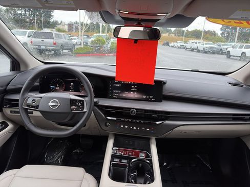 Used 2025 Nissan Murano SV w/ Cargo Package AWD/4WD image 17