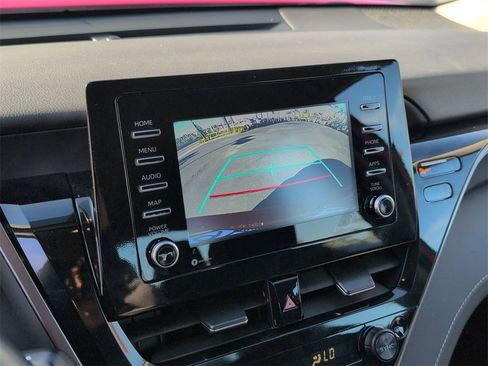 Used 2024 Toyota Camry SE image 24