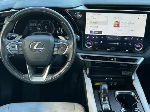 Used 2024 Lexus RX 350 Premium w/ Convenience Package AWD/4WD image 14