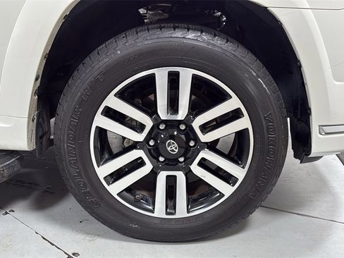 Used 2020 Toyota 4Runner Limited image 21