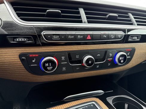 Used 2017 Audi Q7 3.0T Premium Plus image 43