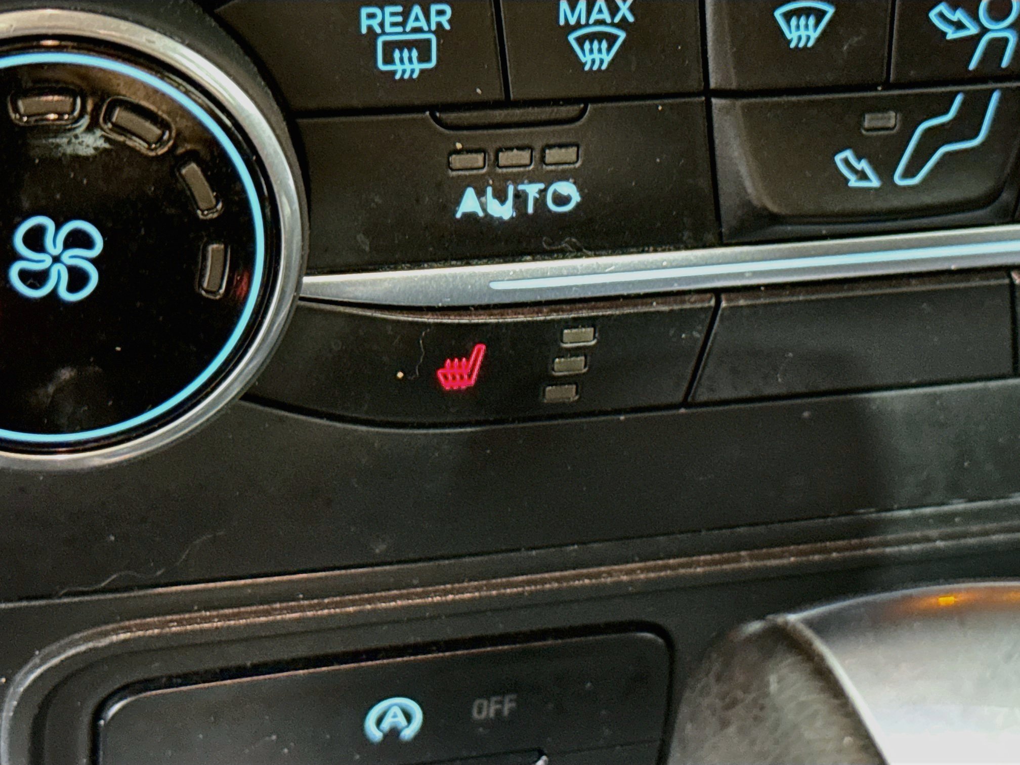 Used 2020 Ford EcoSport SE AWD/4WD image 24