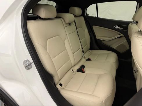 Used 2018 Mercedes-Benz GLA 250 4MATIC image 28