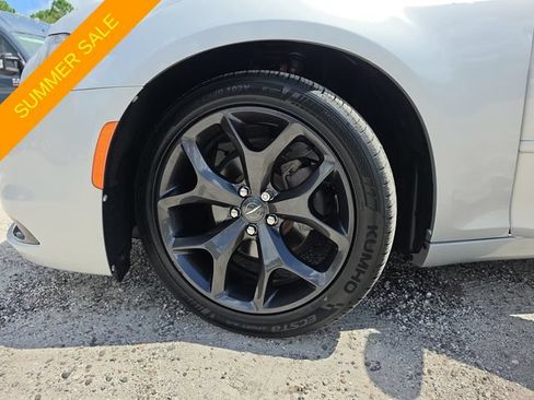 Certified 2021 Chrysler 300 Touring w/ Sport Appearance Package RWD image 27