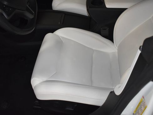 Used 2019 Tesla Model S 100D AWD/4WD image 13