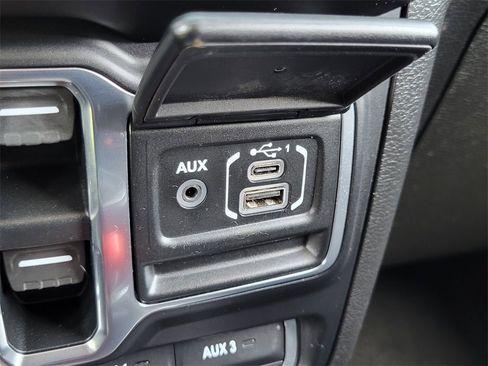 Used 2020 Jeep Wrangler Unlimited Rubicon image 14