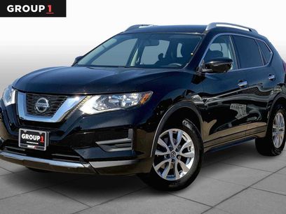 Used 2018 Nissan Rogue SV w/ Premium Package