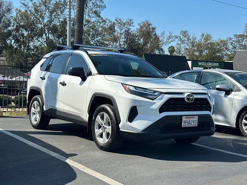 Used 2023 Toyota RAV4 LE AWD/4WD image 2