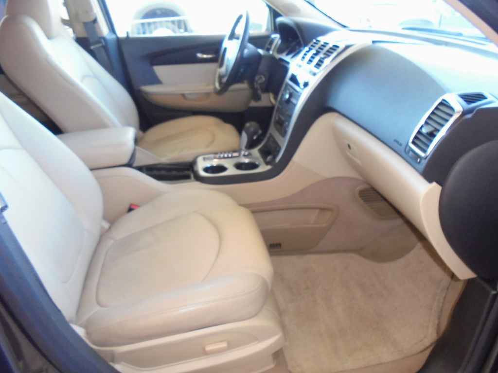 Used 2012 GMC Acadia SLT FWD image 8