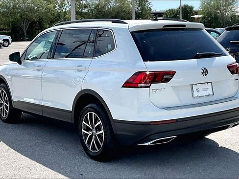 Used 2019 Volkswagen Tiguan SE w/ Panoramic Sunroof Package image 7