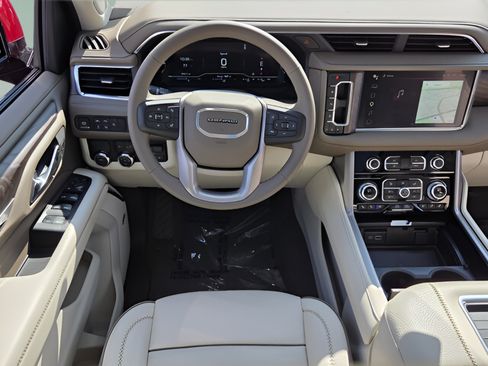 Used 2024 GMC Yukon Denali w/ Max Trailering Package RWD image 11
