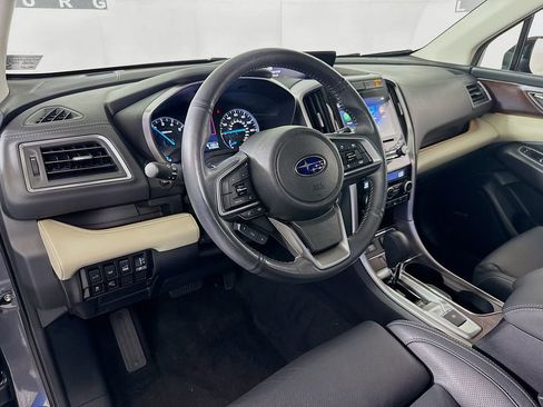 Used 2022 Subaru Ascent Touring w/ Popular Package #2A image 9