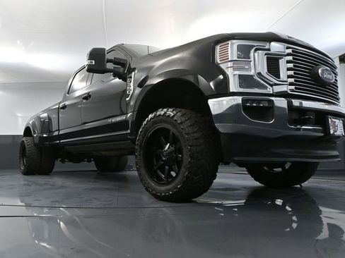 Used 2020 Ford F350 Lariat w/ Lariat Ultimate Package image 54