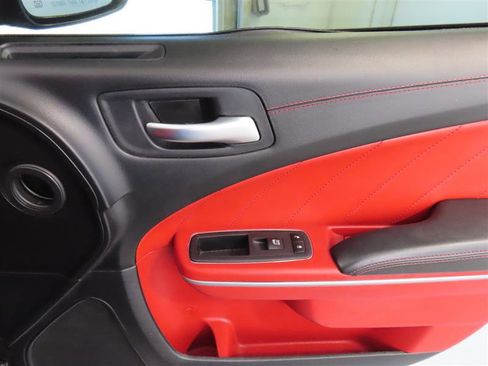 Used 2022 Dodge Charger Scat Pack RWD image 33