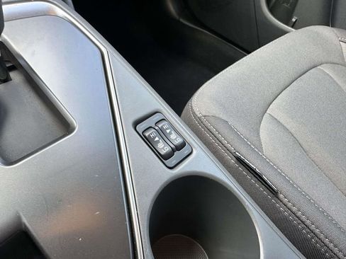 Certified 2025 Subaru Crosstrek 2.0i Premium image 21