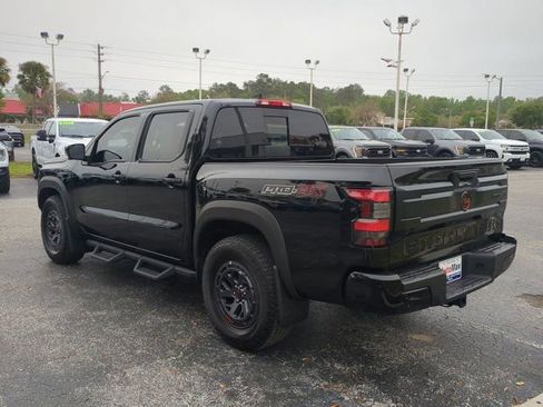 Used 2025 Nissan Frontier PRO-4X w/ Pro Convenience Package image 6
