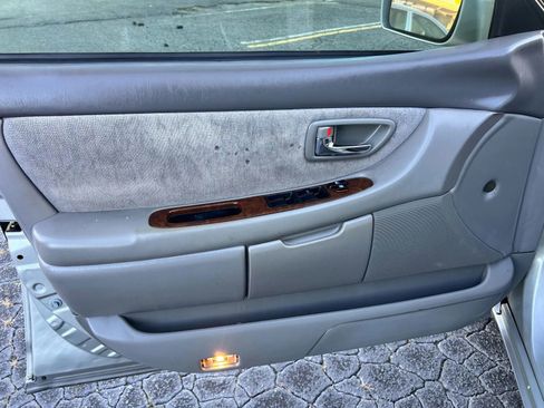 Used 2003 Toyota Avalon XL image 17