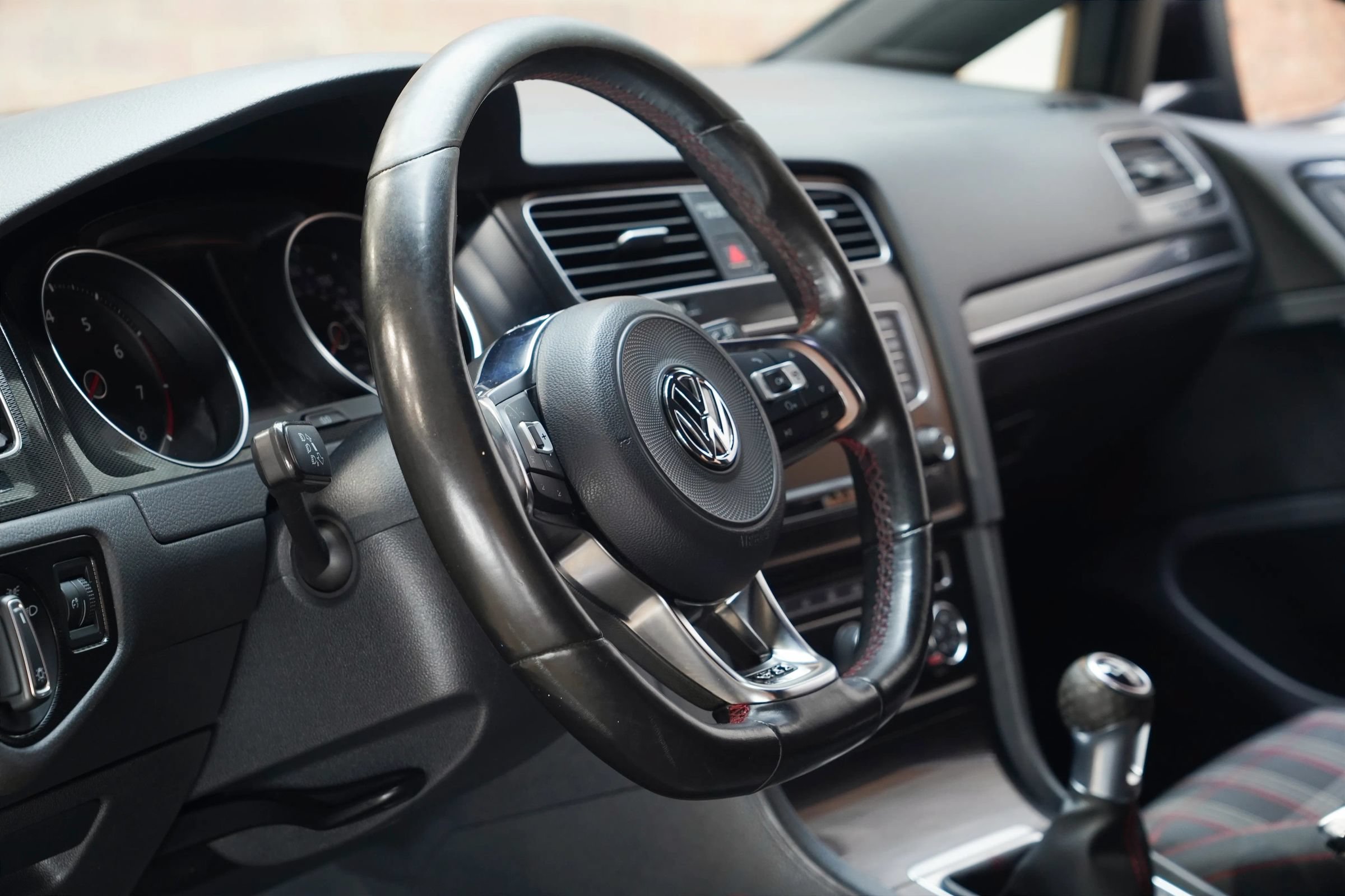 Used 2017 Volkswagen GTI S FWD image 36