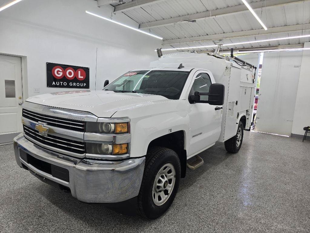 Used 2015 Chevrolet Silverado 3500 W/T RWD image 3