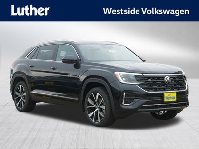 New 2026 Volkswagen Atlas Cross Sport SEL Premium R-Line
