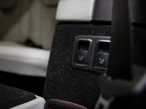 Used 2017 Mercedes-Benz GLS 550 4MATIC image 25